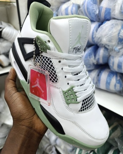 Jordan 4