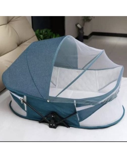 Baby travel bed
